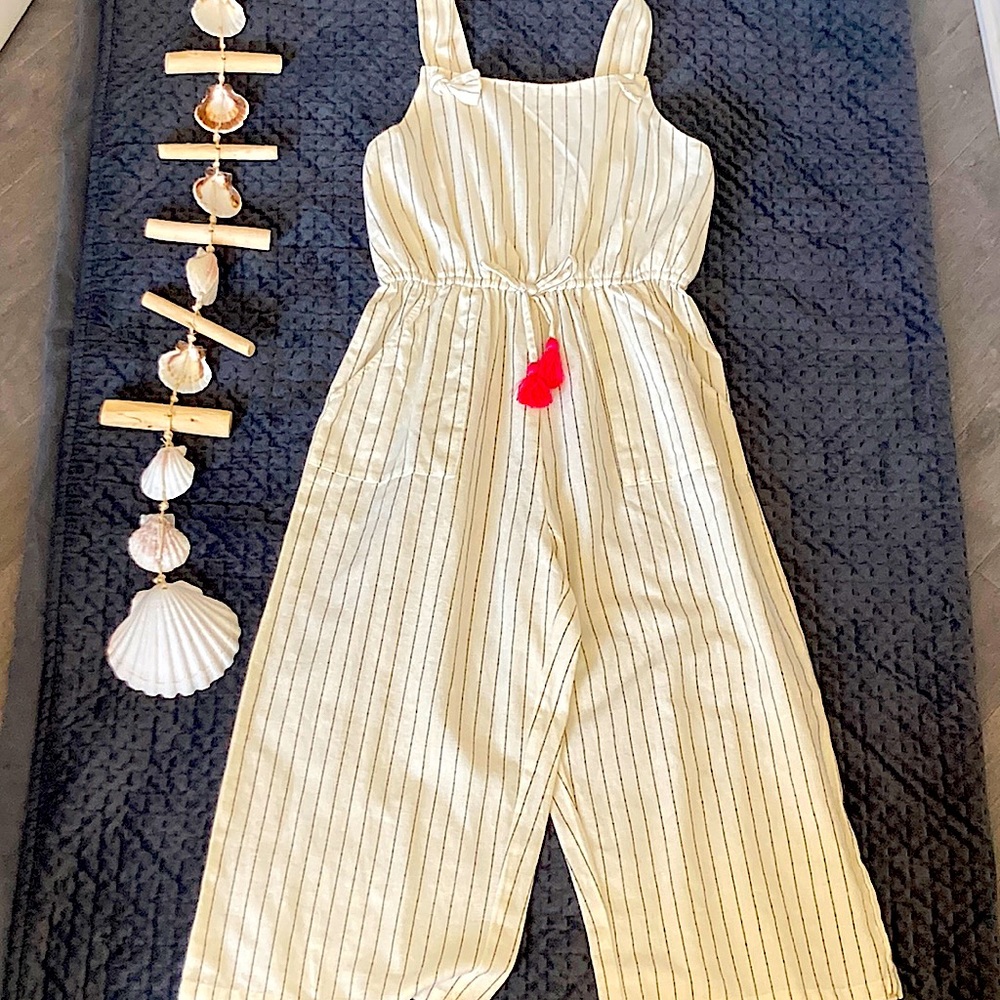 Japna kids jumpsuit,size 10 (kids) and perfect for a nice walk at the beach